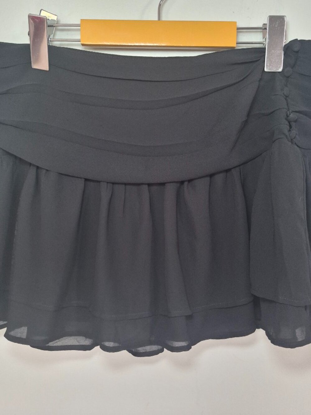 Black Layered Ruffle Mini Skirt Side Button Detail Flowy Skirt Med